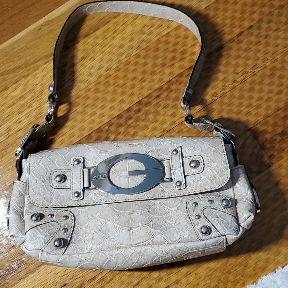 Handbag - Picture 8 of 8